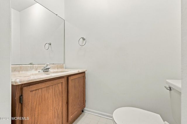 694 Darlington Drive 88, Old Bridge, NJ 08857