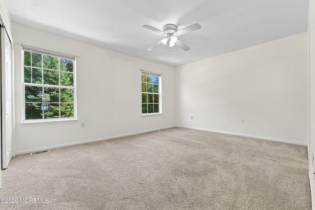 694 Darlington Drive 88, Old Bridge, NJ 08857