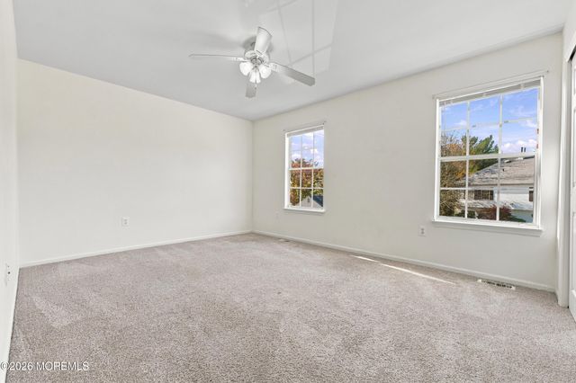 694 Darlington Drive 88, Old Bridge, NJ 08857