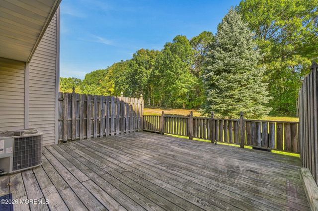 694 Darlington Drive 88, Old Bridge, NJ 08857