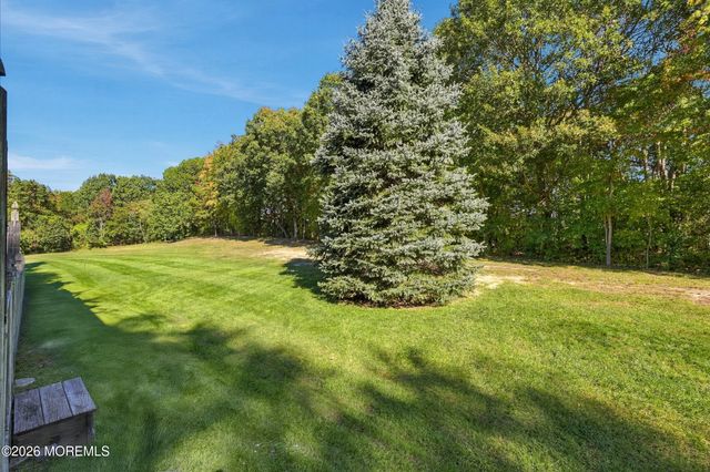 694 Darlington Drive 88, Old Bridge, NJ 08857