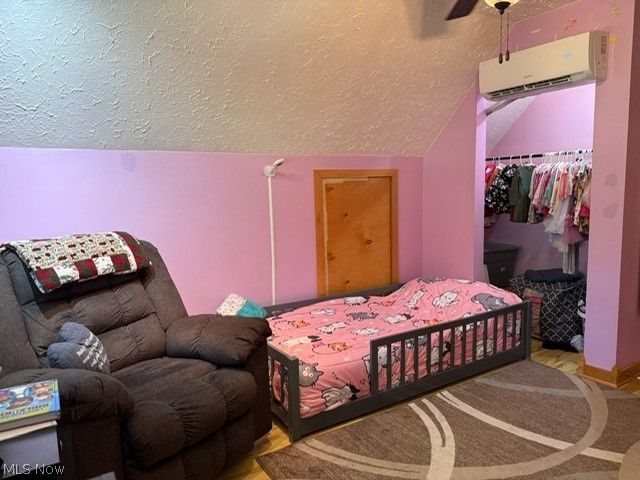 10484 Knowlton Road, Garrettsville, OH 44231