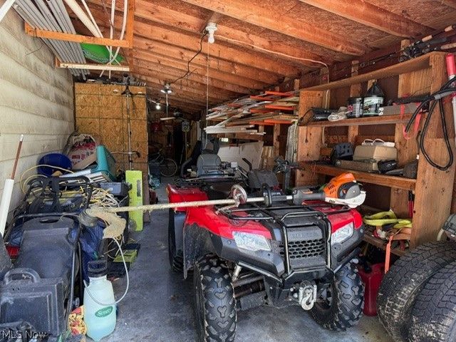 10484 Knowlton Road, Garrettsville, OH 44231
