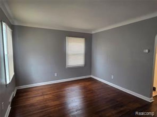 14757 Wilfred Street, Detroit, MI 48213