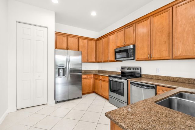 669 Pacific Grove Drive 2, West Palm Beach, FL 33401