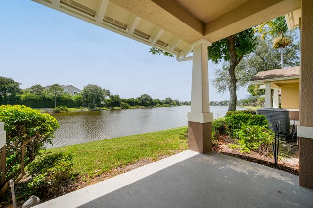 669 Pacific Grove Drive 2, West Palm Beach, FL 33401