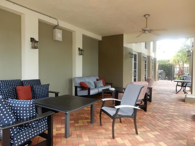 669 Pacific Grove Drive 2, West Palm Beach, FL 33401