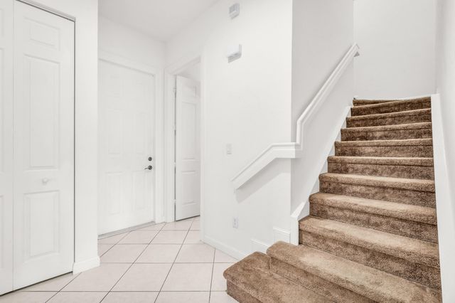 669 Pacific Grove Drive 2, West Palm Beach, FL 33401