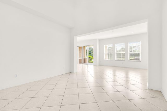 669 Pacific Grove Drive 2, West Palm Beach, FL 33401