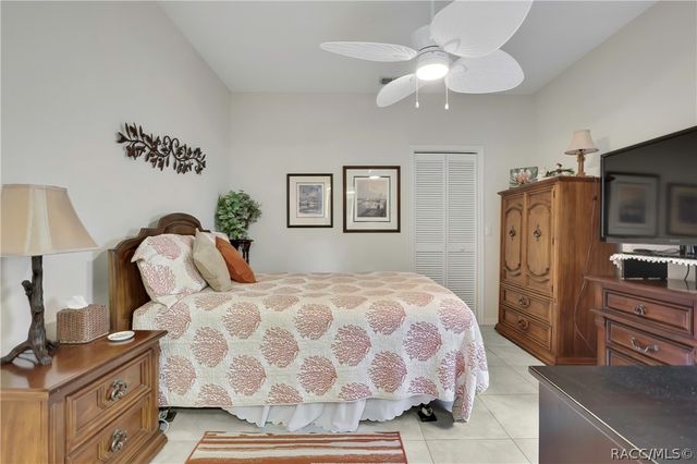 80 W Byrsonima Loop, Homosassa, FL 34446