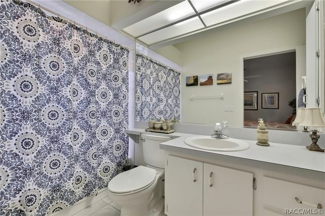 80 W Byrsonima Loop, Homosassa, FL 34446