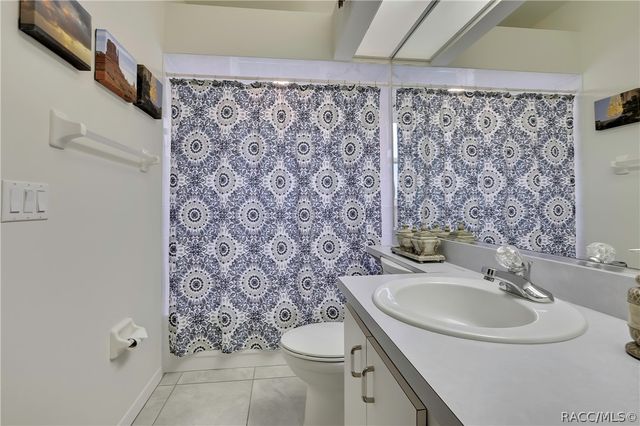 80 W Byrsonima Loop, Homosassa, FL 34446