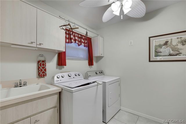 80 W Byrsonima Loop, Homosassa, FL 34446