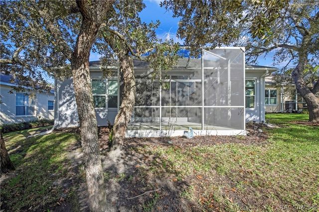 80 W Byrsonima Loop, Homosassa, FL 34446