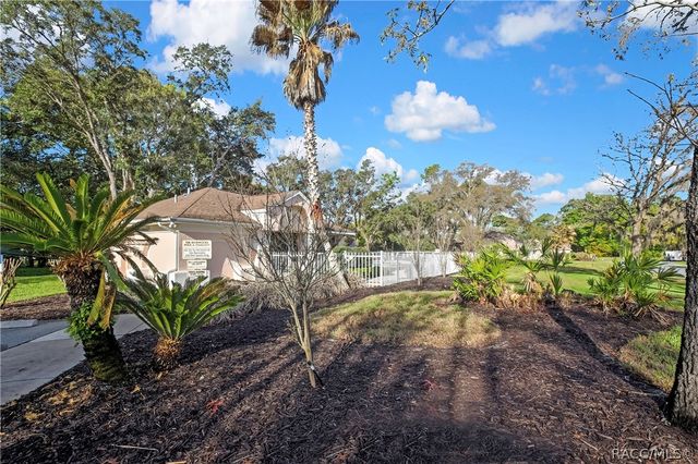 80 W Byrsonima Loop, Homosassa, FL 34446