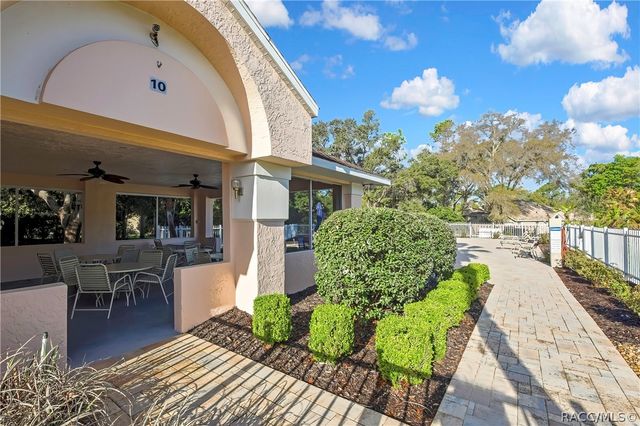 80 W Byrsonima Loop, Homosassa, FL 34446