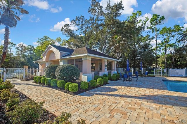 80 W Byrsonima Loop, Homosassa, FL 34446