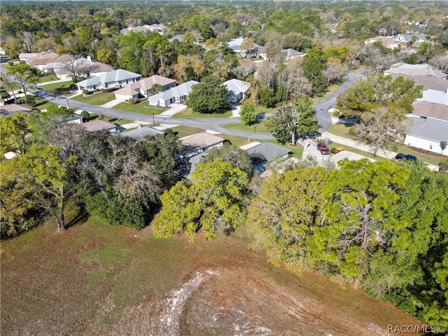 80 W Byrsonima Loop, Homosassa, FL 34446