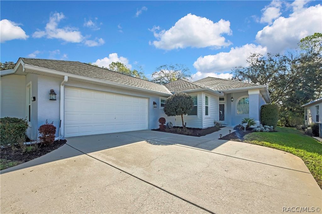 80 W Byrsonima Loop, Homosassa, FL 34446