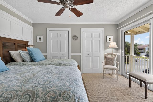 290 Seabreeze Circle, Jupiter, FL 33477