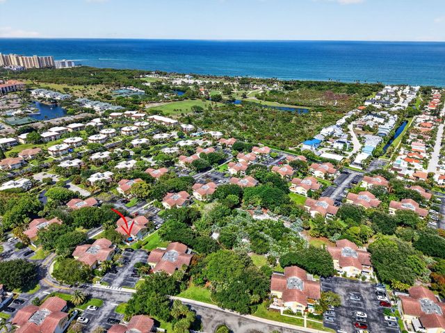 290 Seabreeze Circle, Jupiter, FL 33477