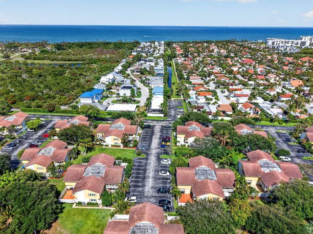 290 Seabreeze Circle, Jupiter, FL 33477