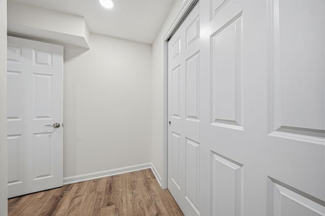 2 Grandview Dr, Hopkinton, MA 01748