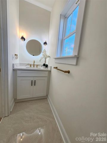 129 WOODLAWN Drive, Statesville, NC 28677