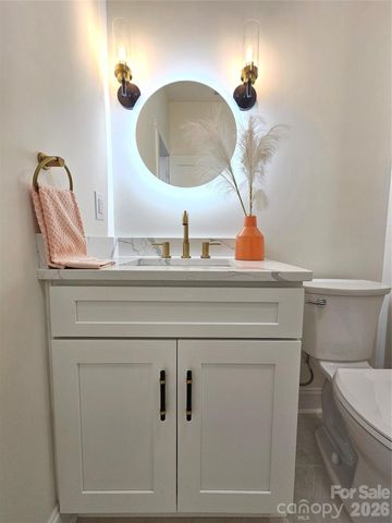 129 WOODLAWN Drive, Statesville, NC 28677