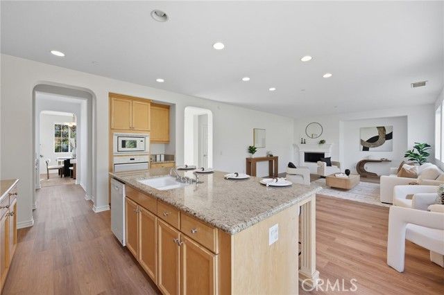 13346 Los Olivos Road, Sylmar (los Angeles), CA 91342