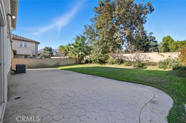 13346 Los Olivos Road, Sylmar (los Angeles), CA 91342
