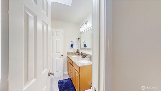 1461 Bill Avenue, Port Orchard, WA 98366