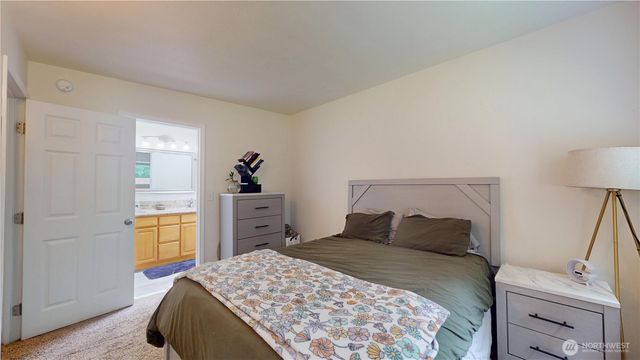 1461 Bill Avenue, Port Orchard, WA 98366