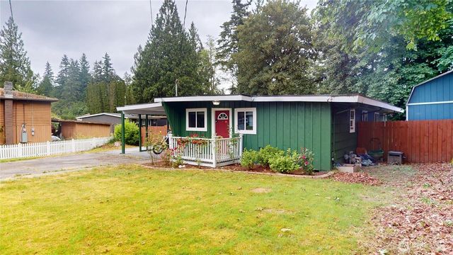1461 Bill Avenue, Port Orchard, WA 98366