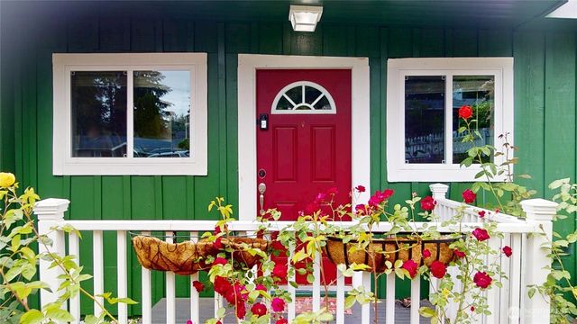 1461 Bill Avenue, Port Orchard, WA 98366