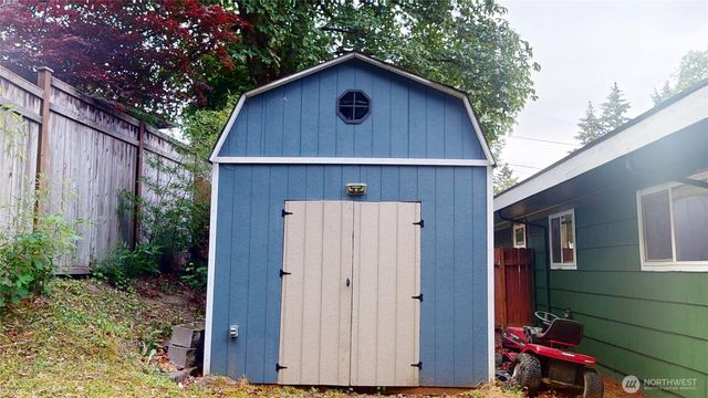 1461 Bill Avenue, Port Orchard, WA 98366