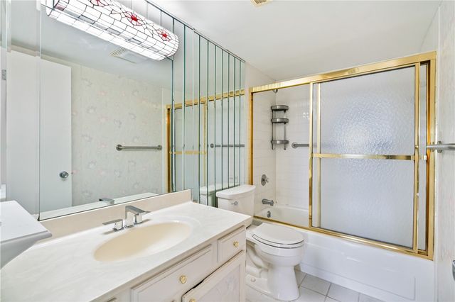 5600 Munhall Rd 606, Squirrel Hill, PA 15217