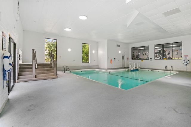 5600 Munhall Rd 606, Squirrel Hill, PA 15217