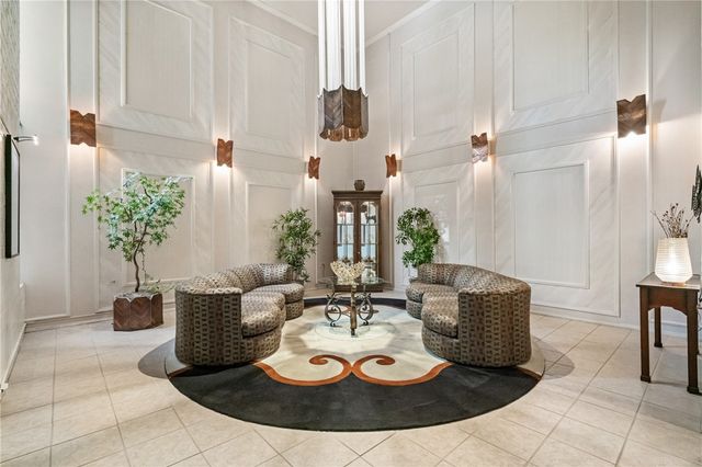 5600 Munhall Rd 606, Squirrel Hill, PA 15217