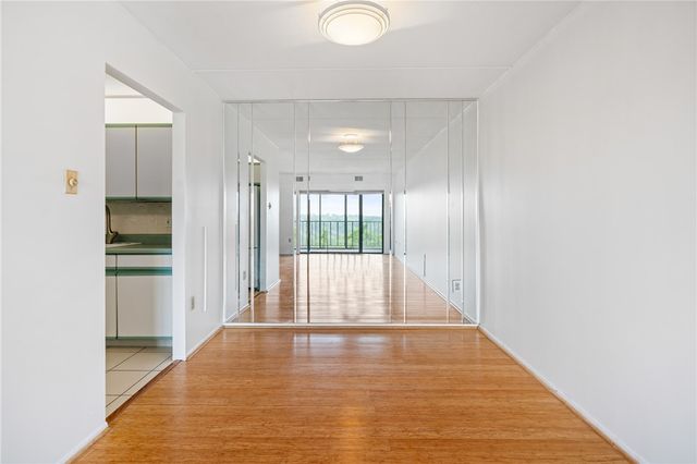 5600 Munhall Rd 606, Squirrel Hill, PA 15217