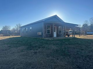2245 FRITTON SPUR RD, Middleton, TN 38052