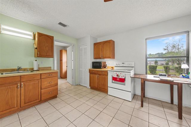 1225 GREENS DAIRY ROAD, Deland, FL 32720