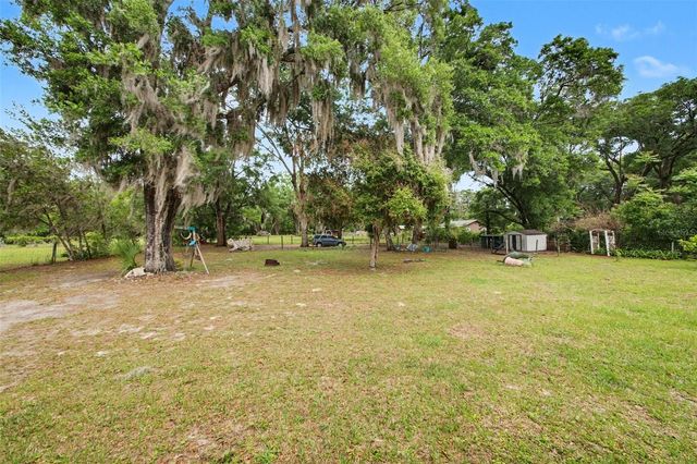 1225 GREENS DAIRY ROAD, Deland, FL 32720