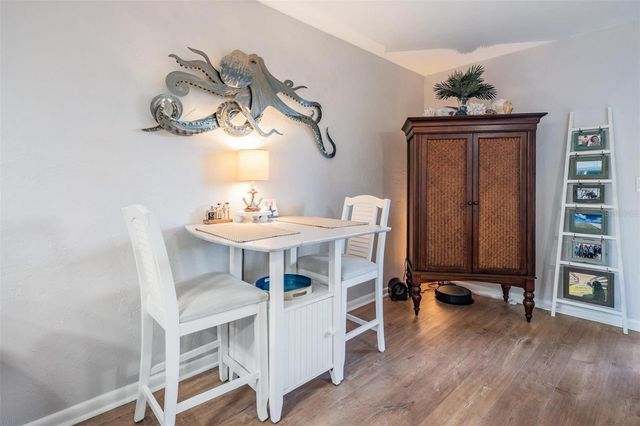 200 MERES BOULEVARD 16, Tarpon Springs, FL 34689