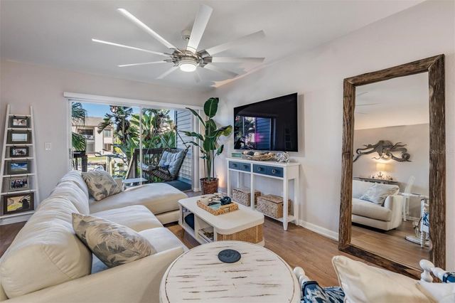 200 MERES BOULEVARD 16, Tarpon Springs, FL 34689