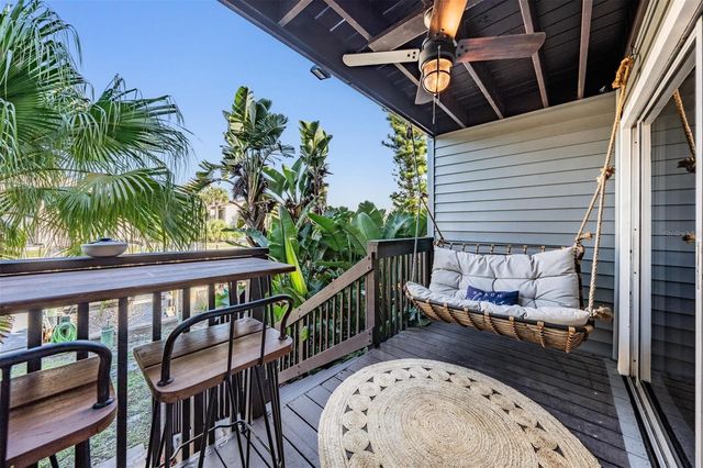 200 MERES BOULEVARD 16, Tarpon Springs, FL 34689