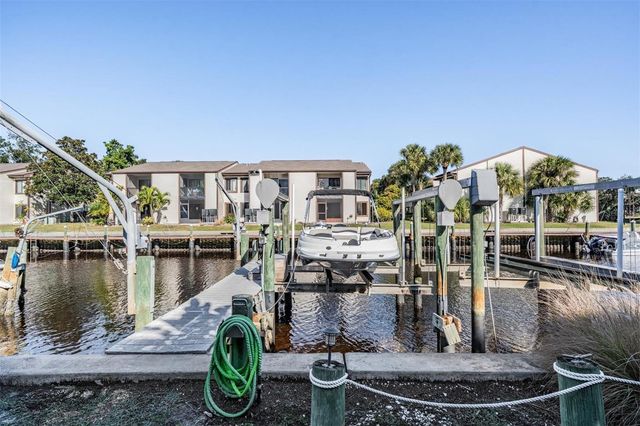 200 MERES BOULEVARD 16, Tarpon Springs, FL 34689