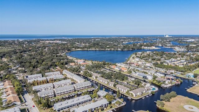 200 MERES BOULEVARD 16, Tarpon Springs, FL 34689