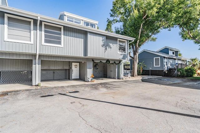 200 MERES BOULEVARD 16, Tarpon Springs, FL 34689