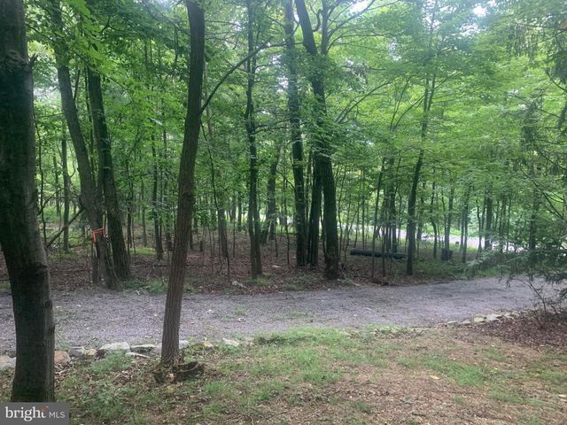 15677 DOGWOOD DR, Fort Loudon, PA 17224